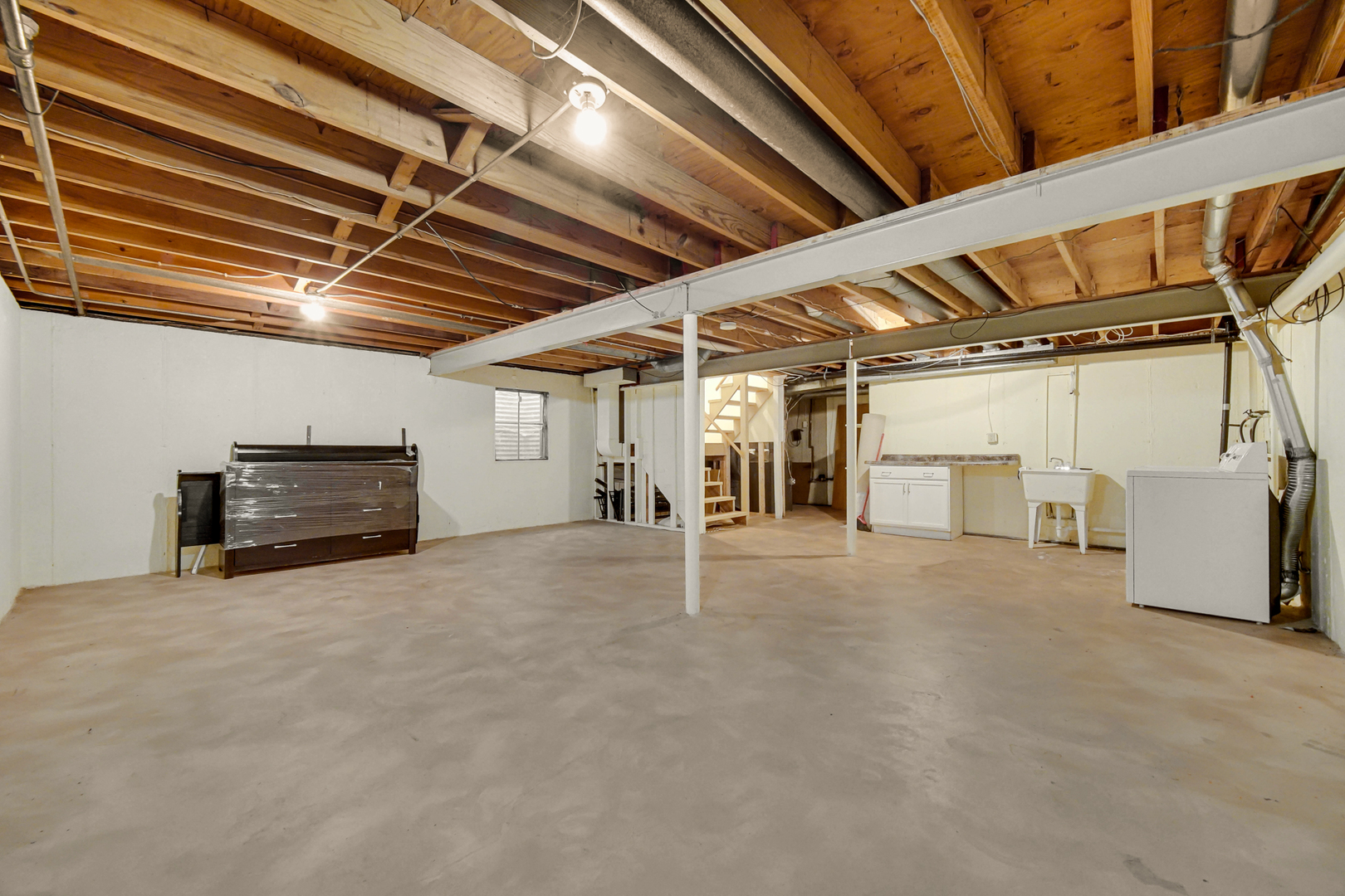 140 Leslie Lane, Bolingbrook, IL 60440