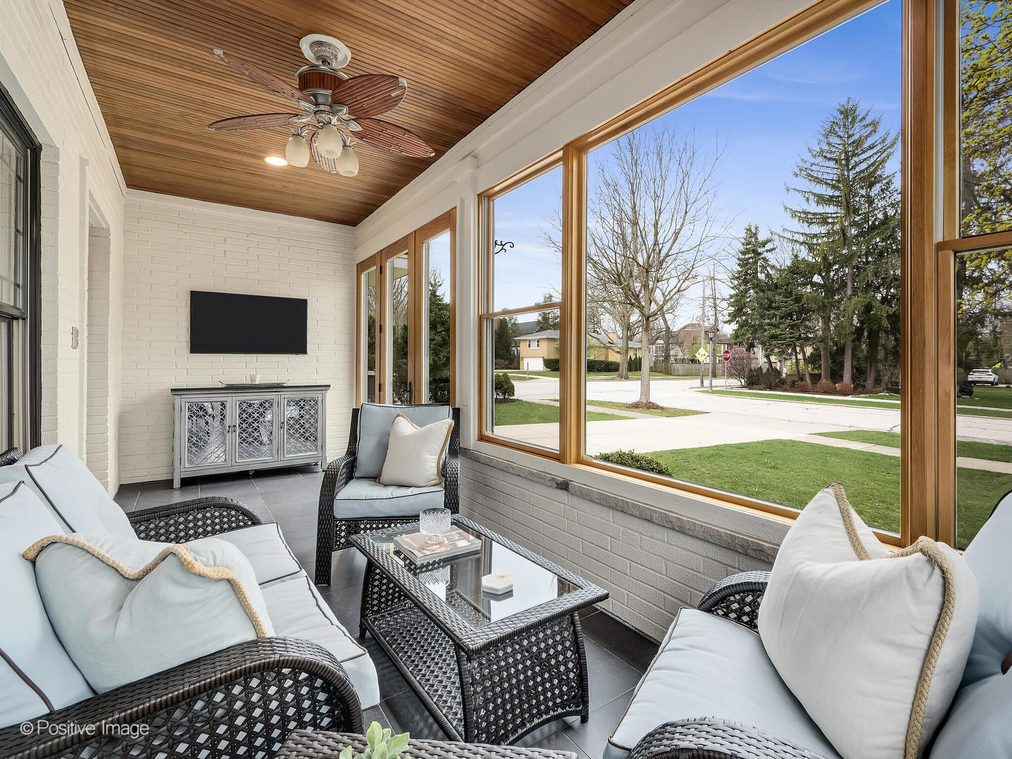 451 S SPRING Avenue, La Grange, IL 60525