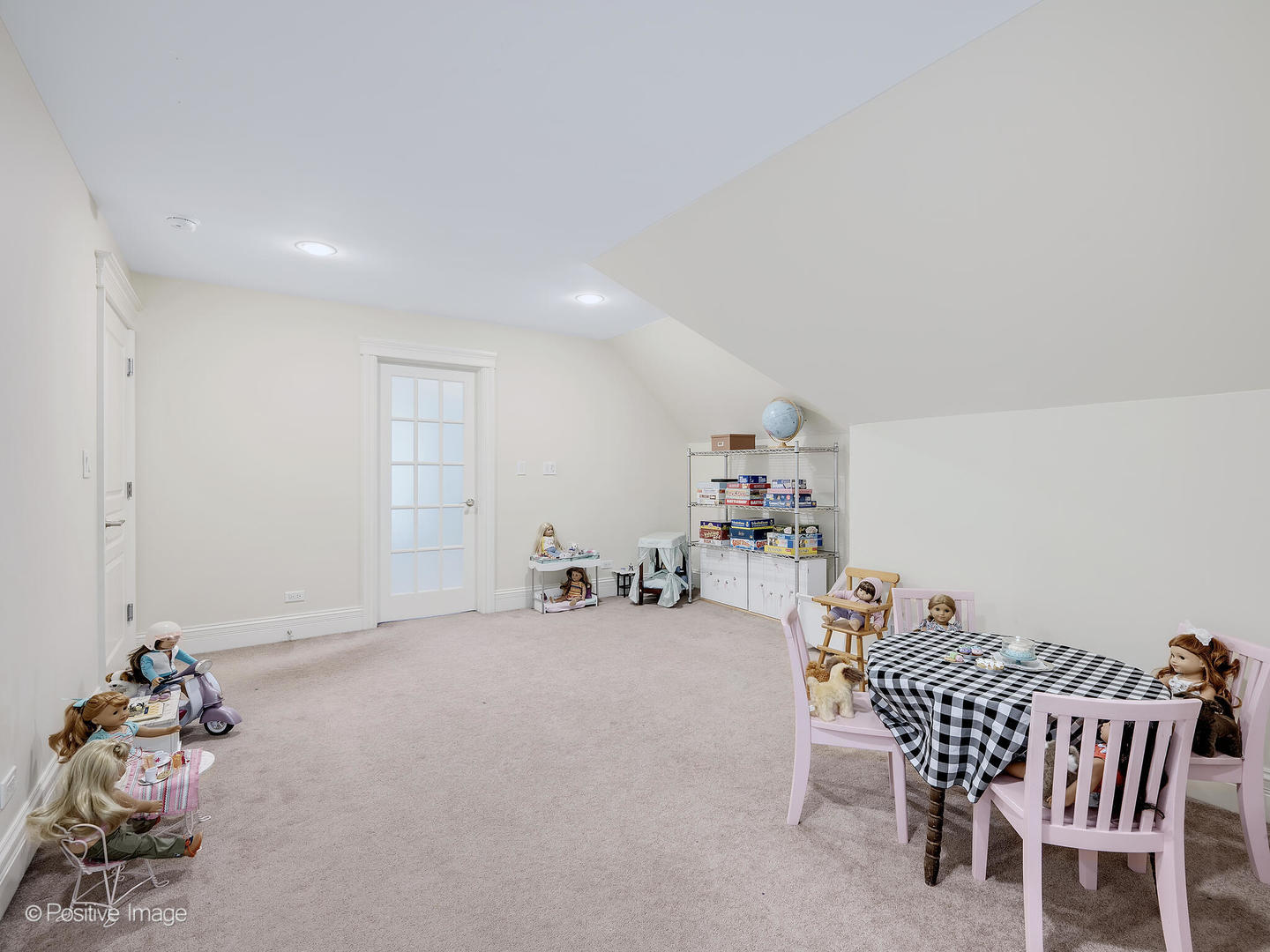 451 S SPRING Avenue, La Grange, IL 60525