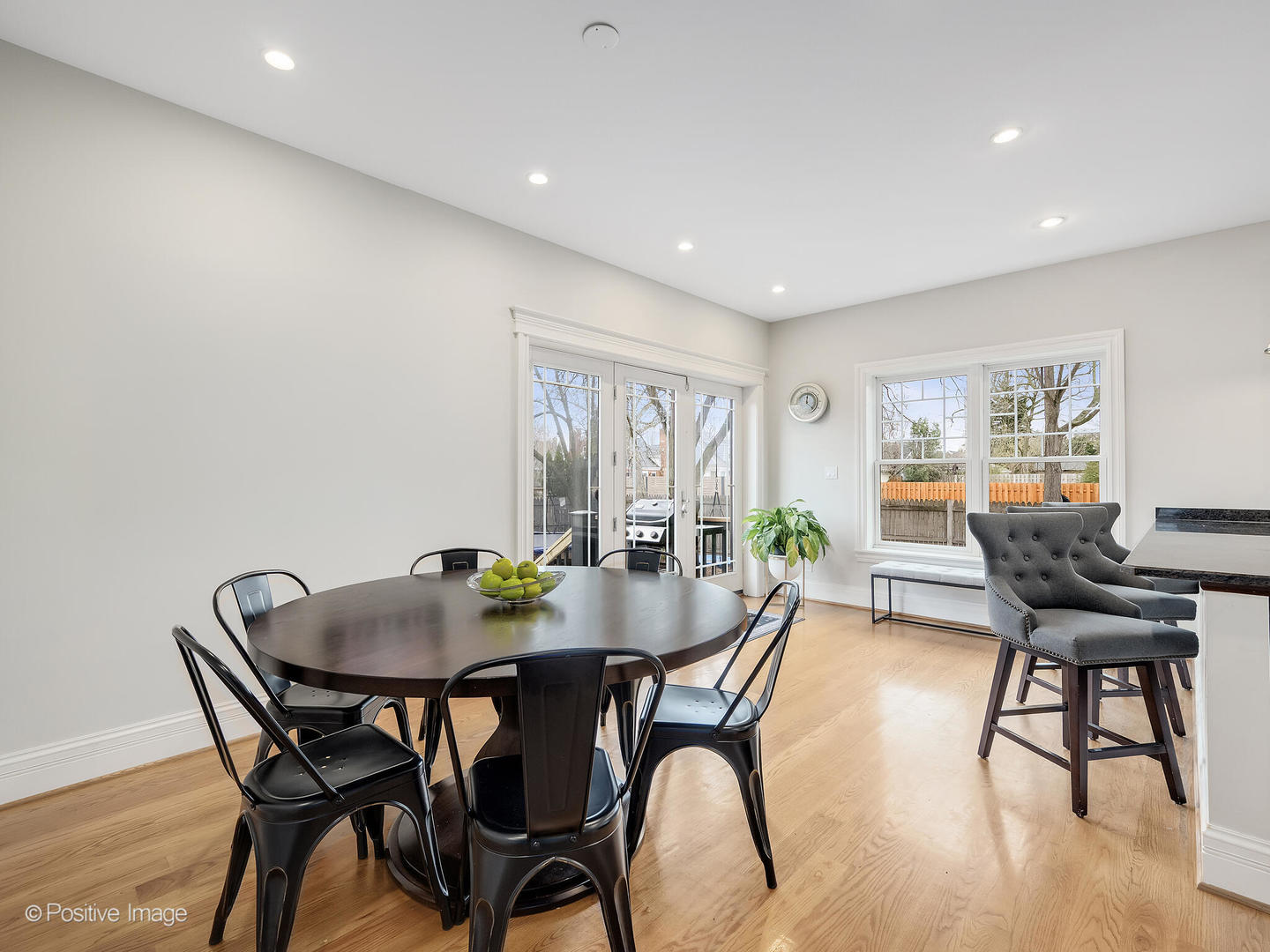 451 S SPRING Avenue, La Grange, IL 60525