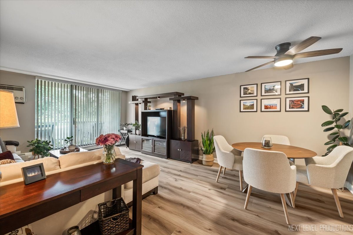 2222 S Stewart Avenue #1C, Lombard, IL 60148