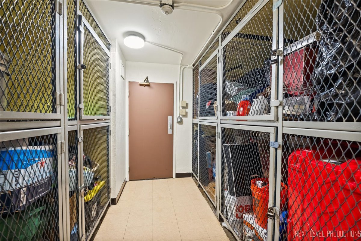 2222 S Stewart Avenue #1C, Lombard, IL 60148