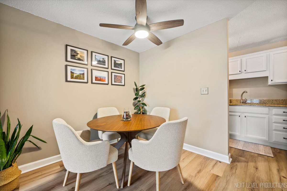 2222 S Stewart Avenue #1C, Lombard, IL 60148