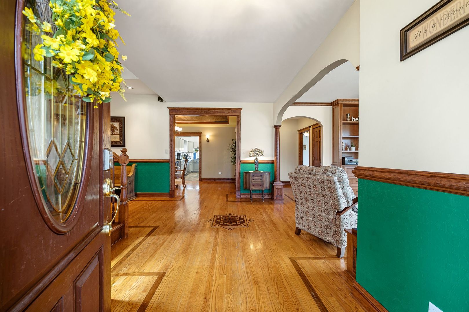 6883 W Hobart Avenue, Chicago, IL 60631