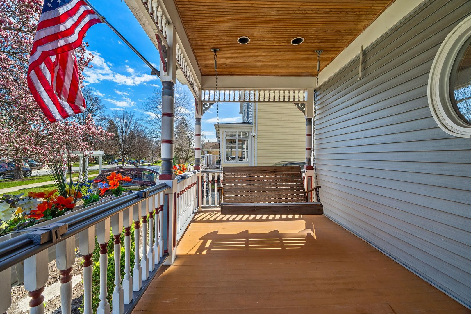 6883 W Hobart Avenue, Chicago, IL 60631