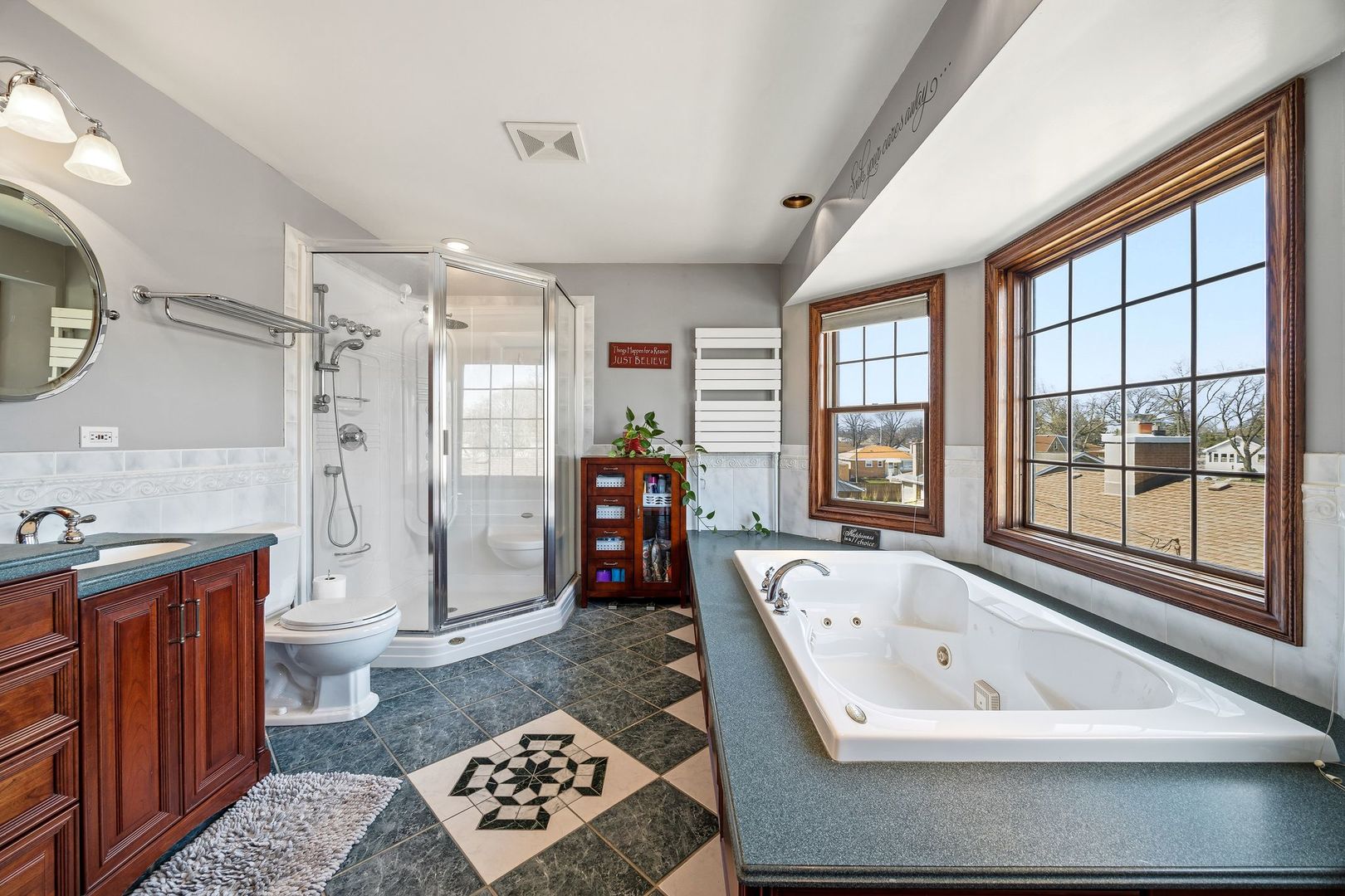 6883 W Hobart Avenue, Chicago, IL 60631