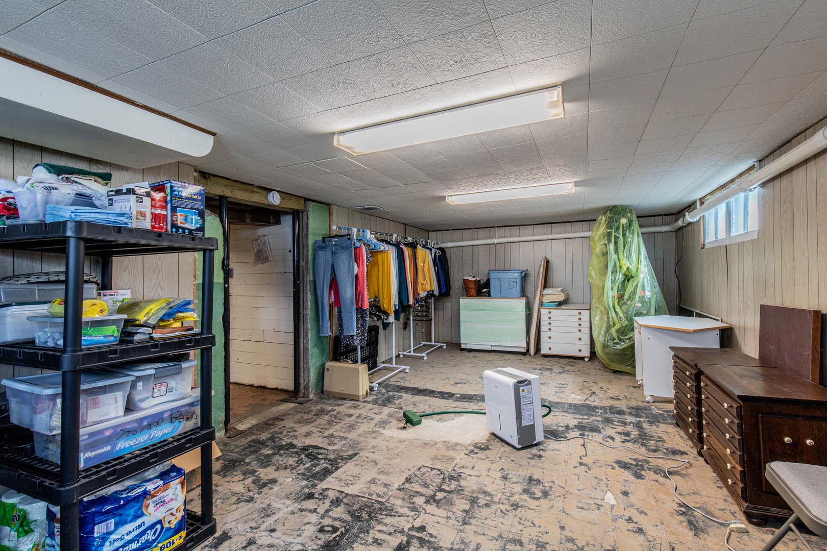 225 W Central Avenue, Princeton, IL 61356