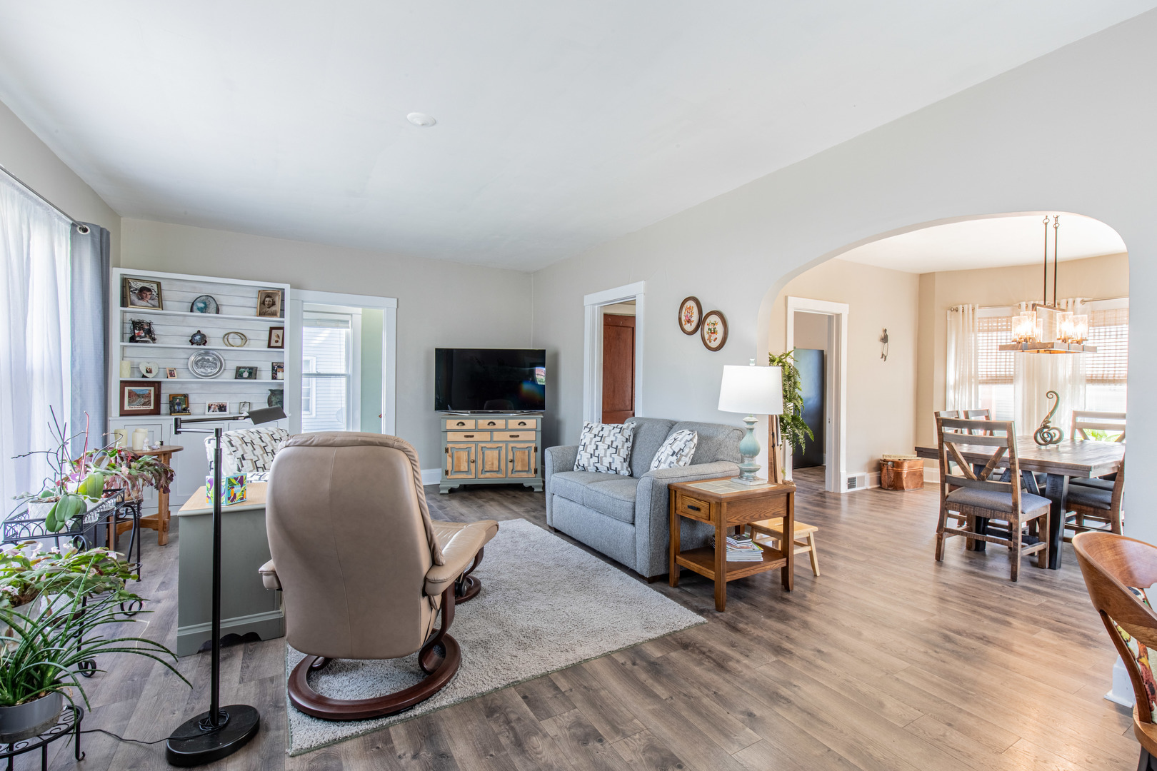 225 W Central Avenue, Princeton, IL 61356