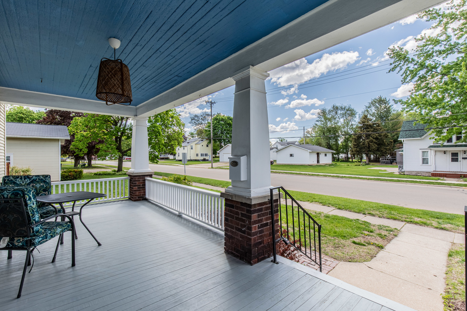 225 W Central Avenue, Princeton, IL 61356