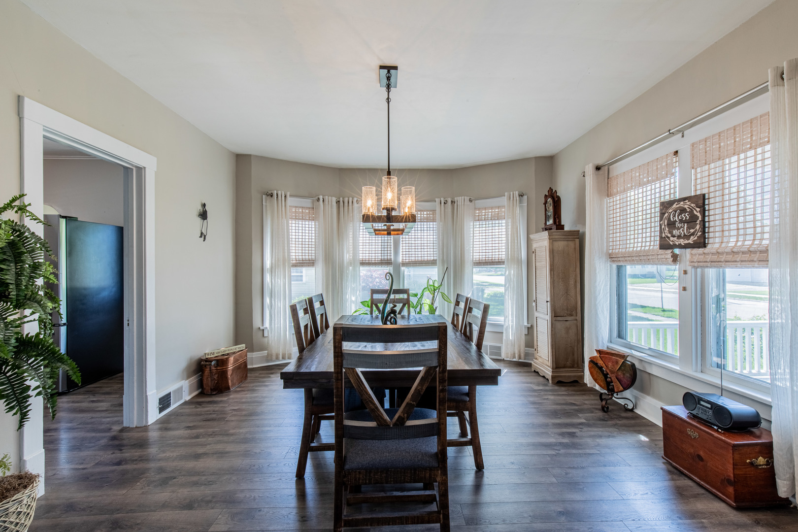 225 W Central Avenue, Princeton, IL 61356