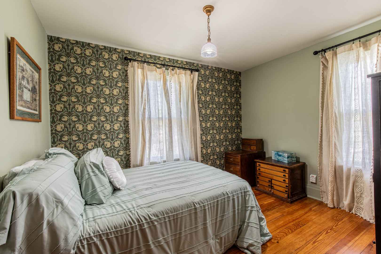 225 W Central Avenue, Princeton, IL 61356