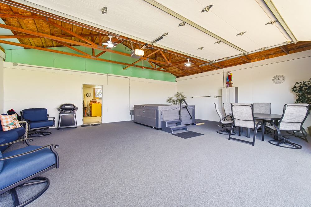 29440 S 104th Avenue, Peotone, IL 60468