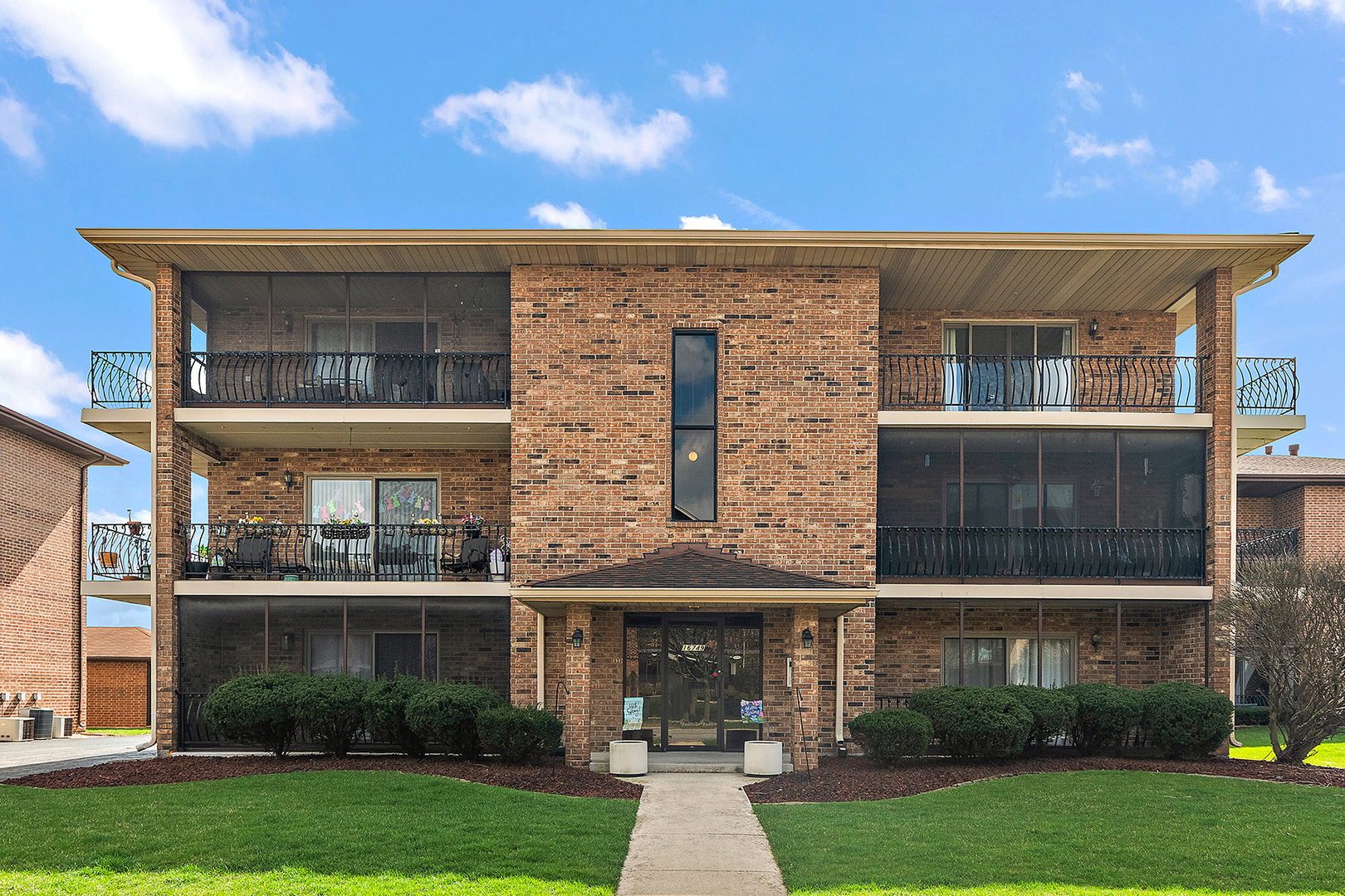 16749 Paxton Avenue #1N, Tinley Park, IL 60477