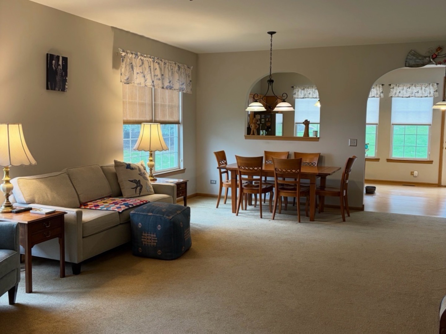 362 Woodhill Drive, Carol Stream, IL 60188