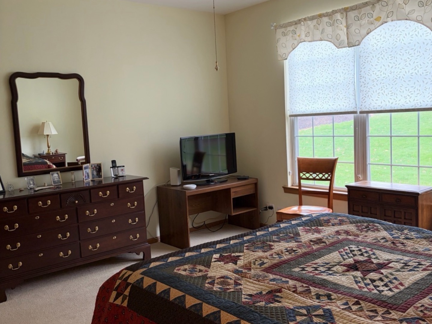 362 Woodhill Drive, Carol Stream, IL 60188