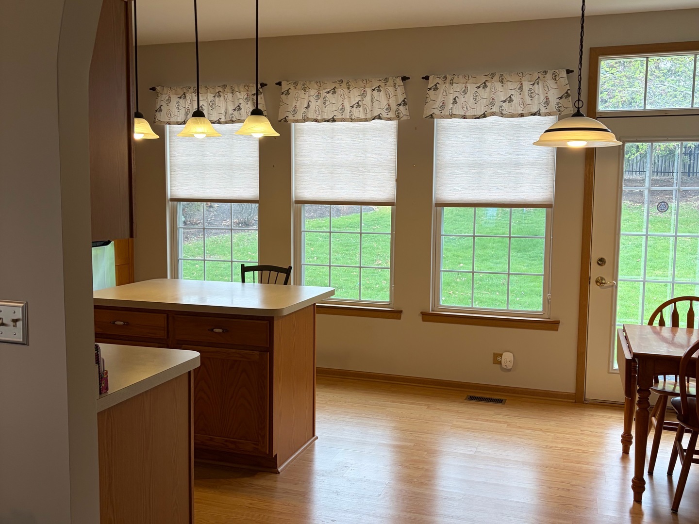 362 Woodhill Drive, Carol Stream, IL 60188