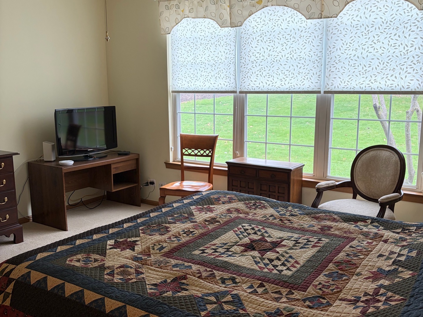 362 Woodhill Drive, Carol Stream, IL 60188