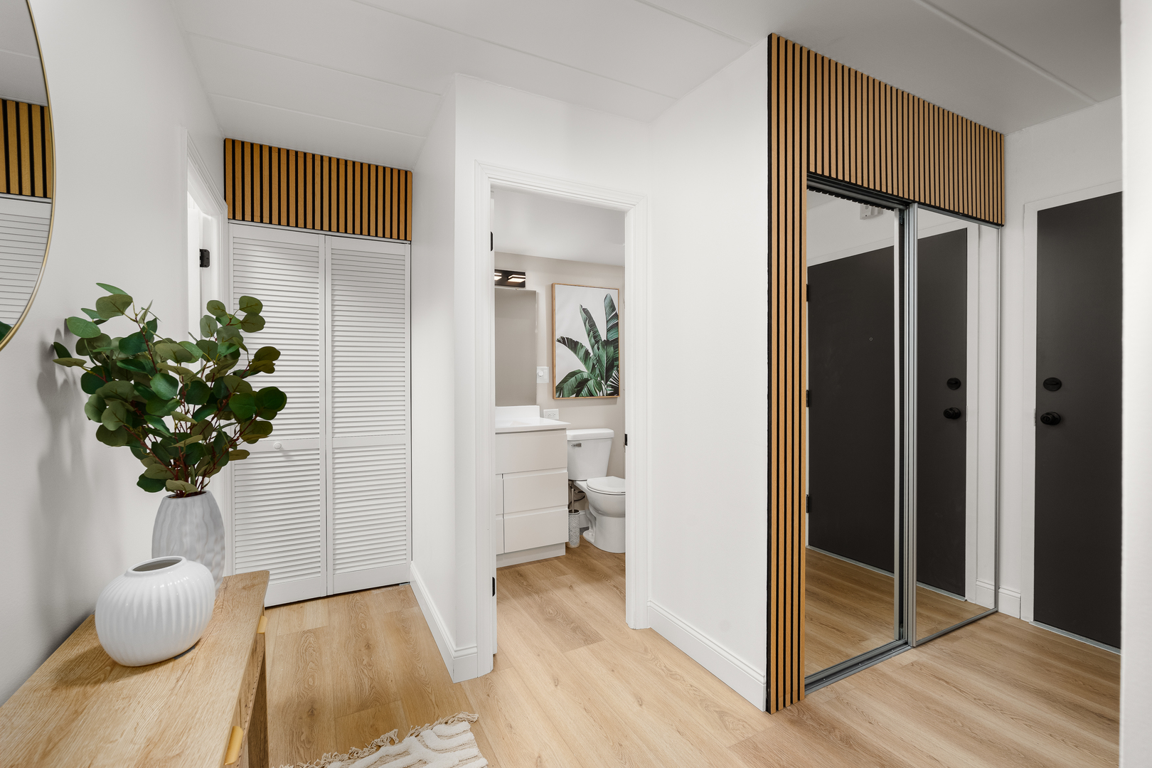 1001 N Mill Street #203, Naperville, IL 60563