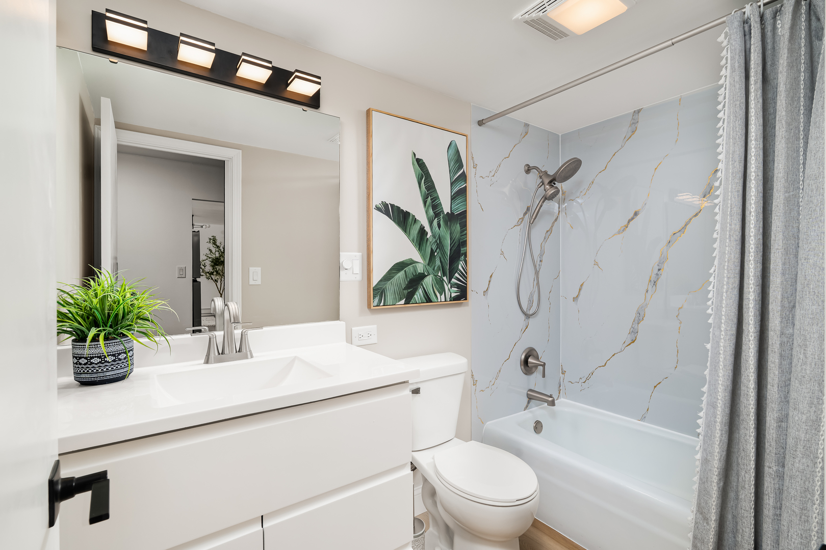 1001 N Mill Street #203, Naperville, IL 60563