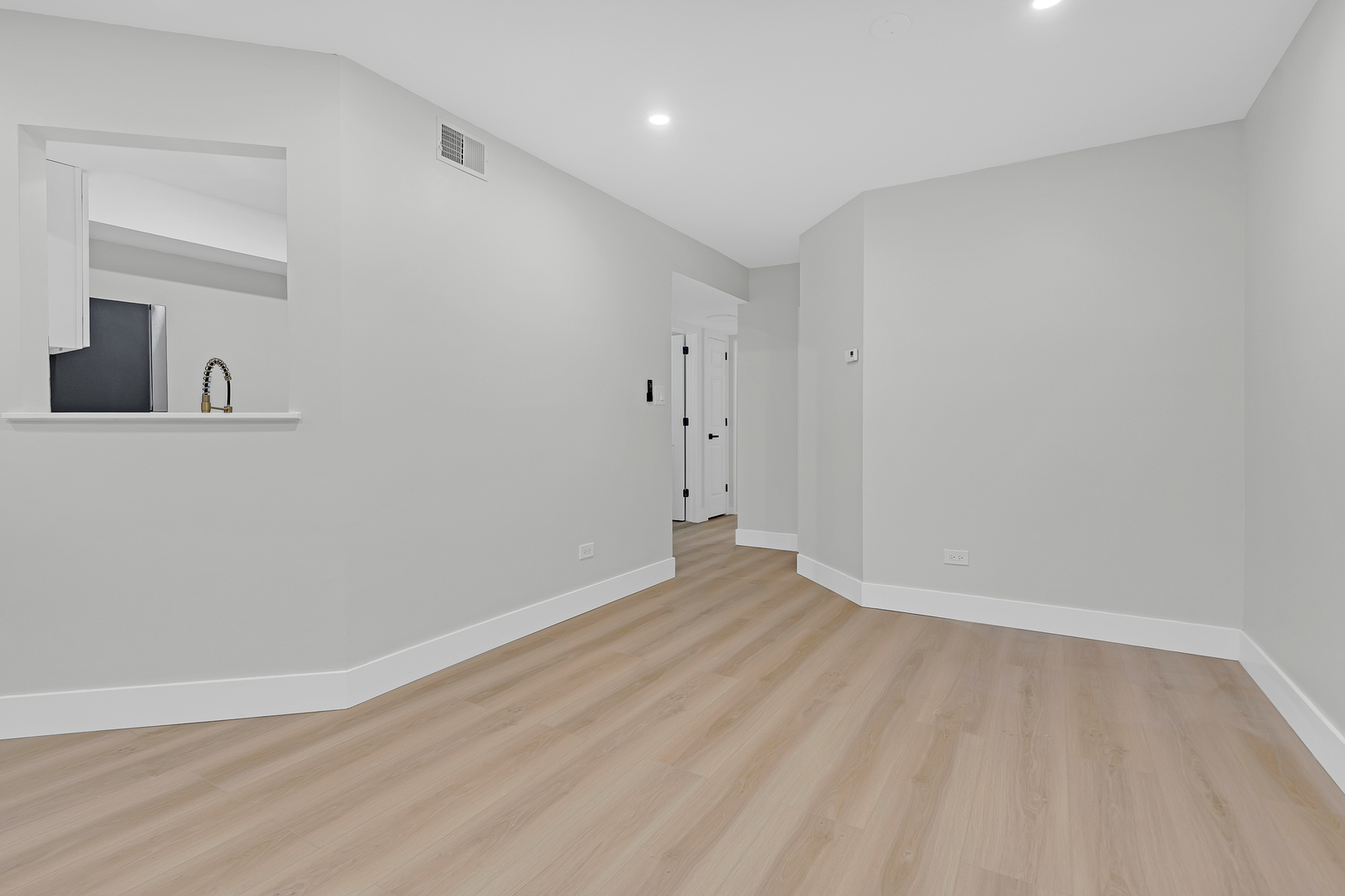 10347 Dearlove Road #302, Glenview, IL 60025