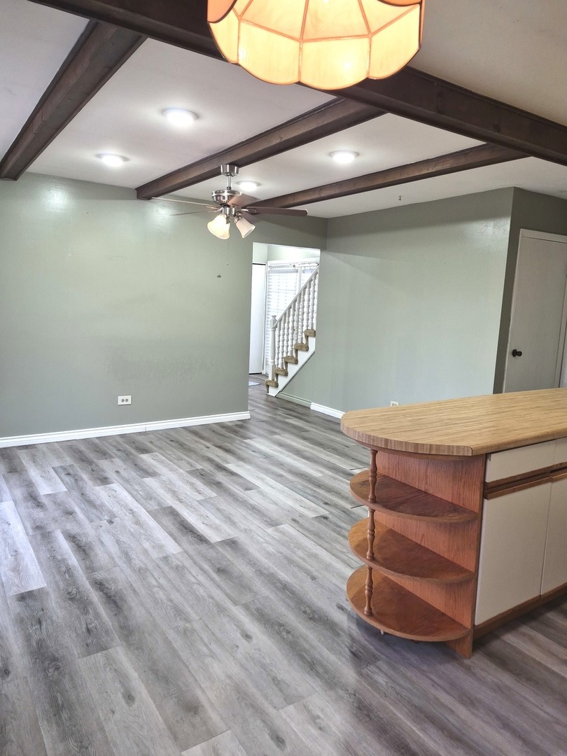 18W100 16th Street, Villa Park, IL 60181