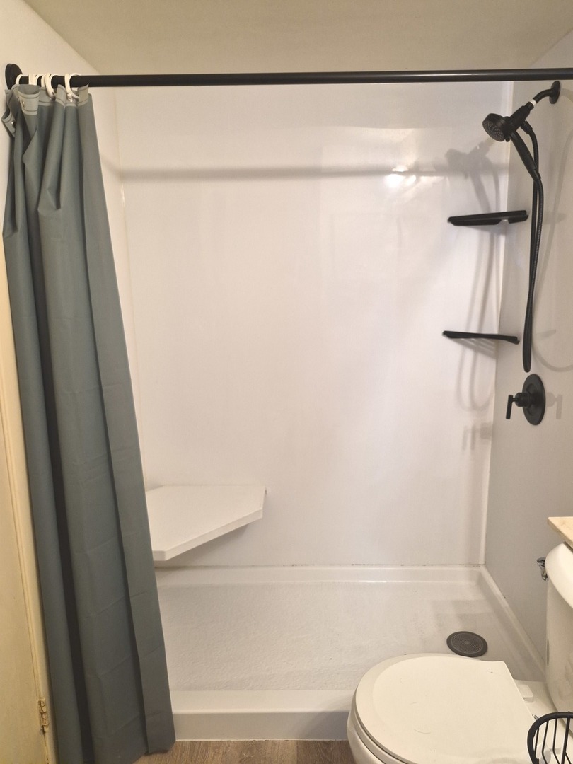 18W100 16th Street, Villa Park, IL 60181