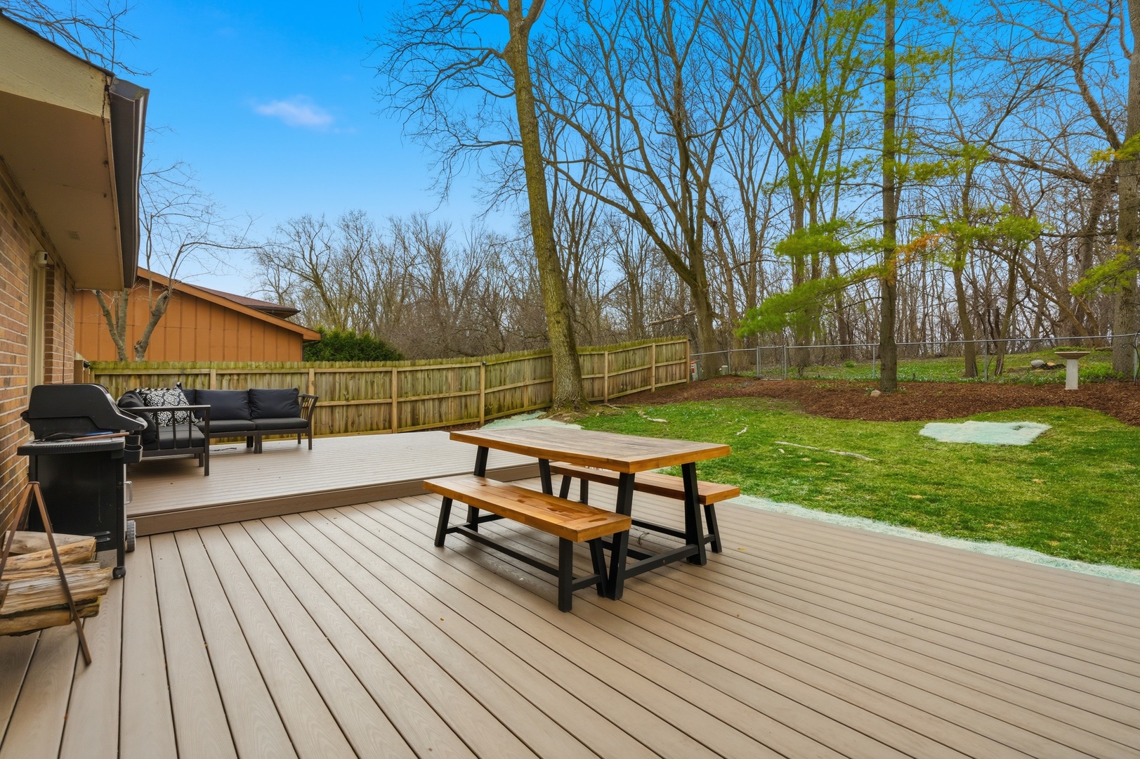 476 Gerry Street, Woodstock, IL 60098