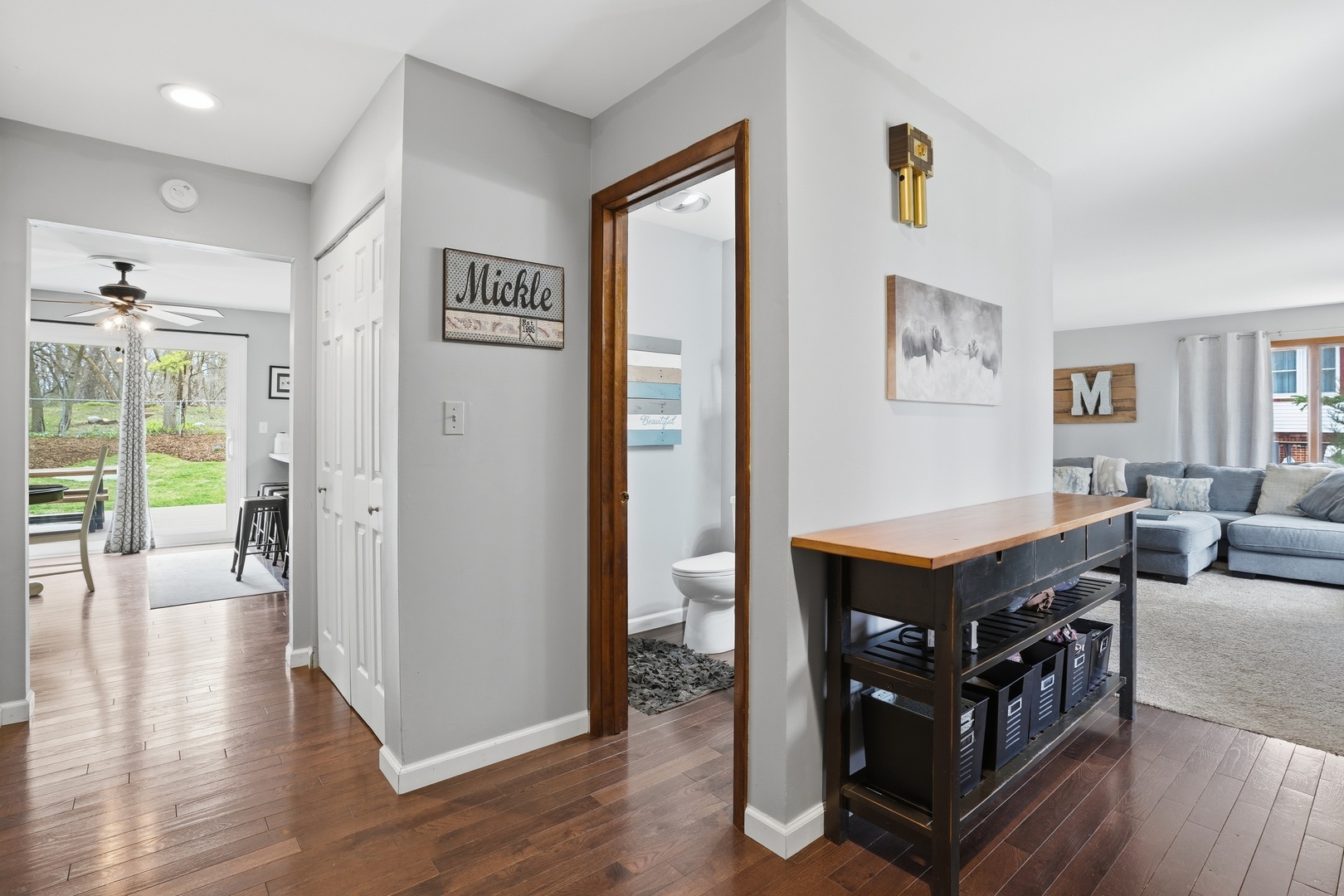 476 Gerry Street, Woodstock, IL 60098