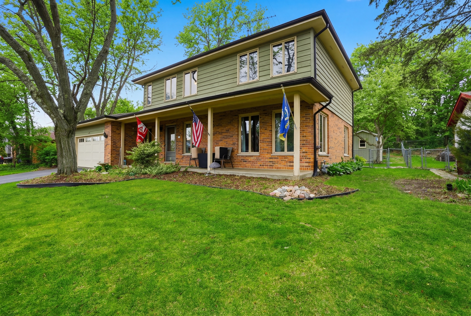 476 Gerry Street, Woodstock, IL 60098