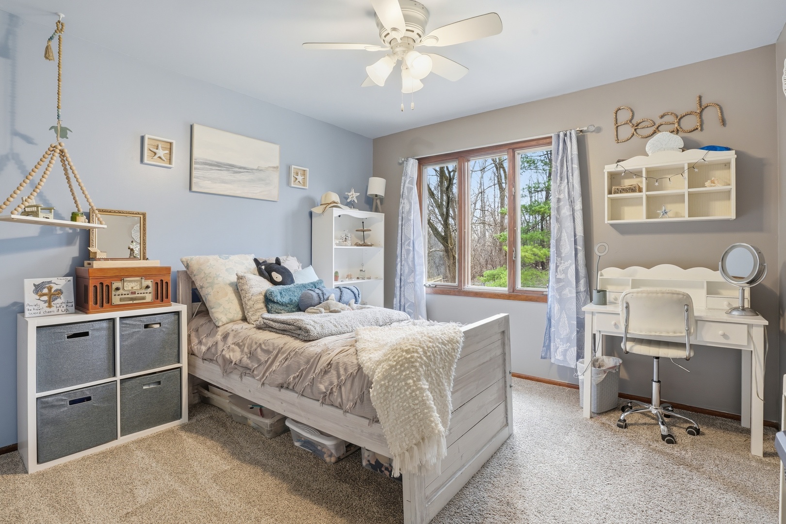 476 Gerry Street, Woodstock, IL 60098