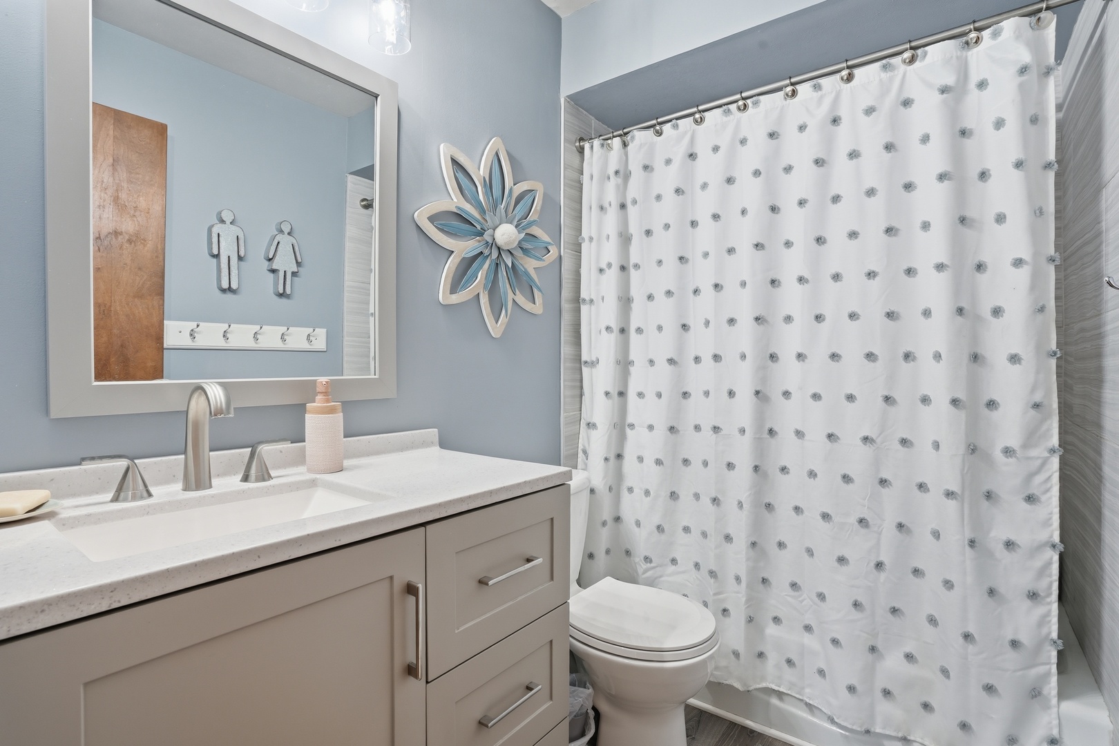 476 Gerry Street, Woodstock, IL 60098