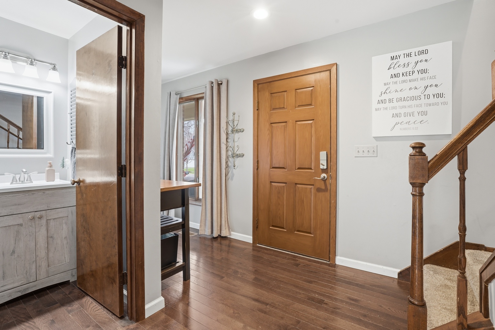 476 Gerry Street, Woodstock, IL 60098