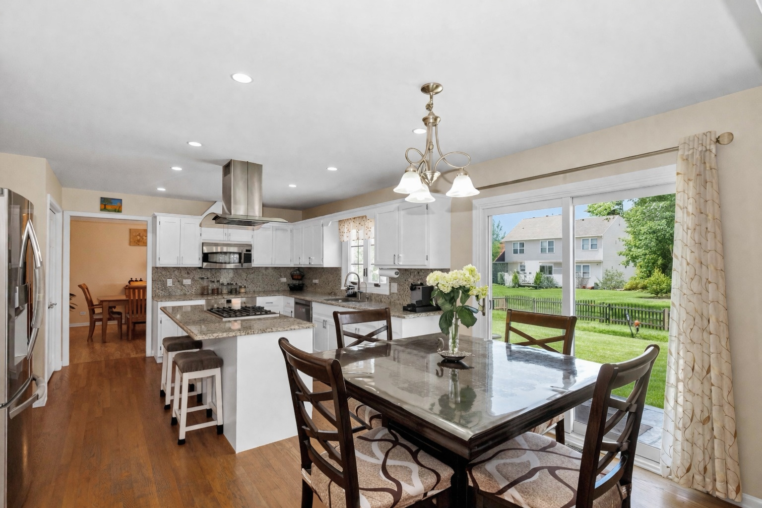 3916 Nighthawk Court, Naperville, IL 60540