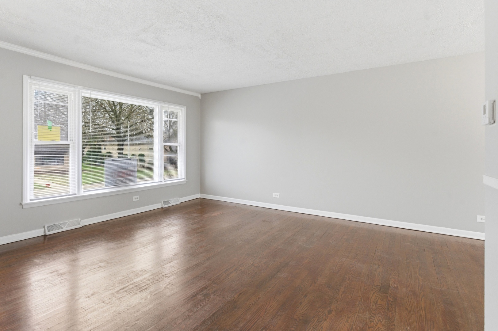 15217 WATERMAN Drive, South Holland, IL 60473