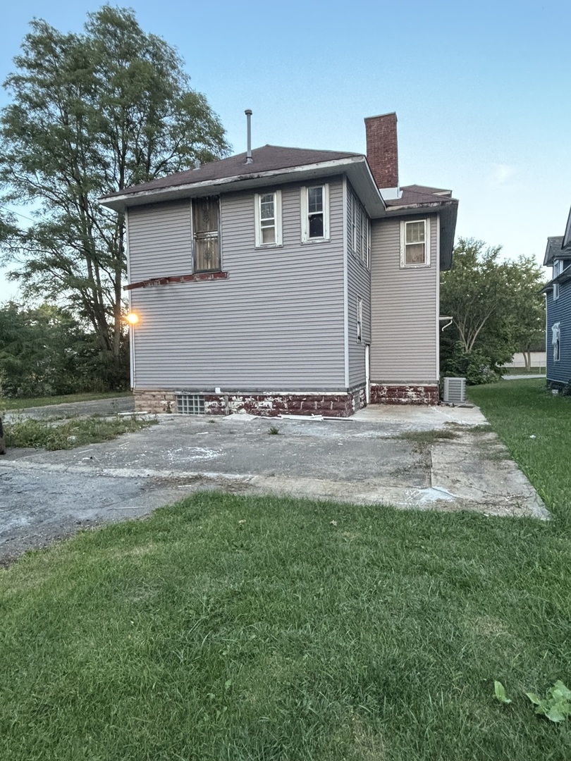 1912 Euclid Avenue, Chicago Heights, IL 60411