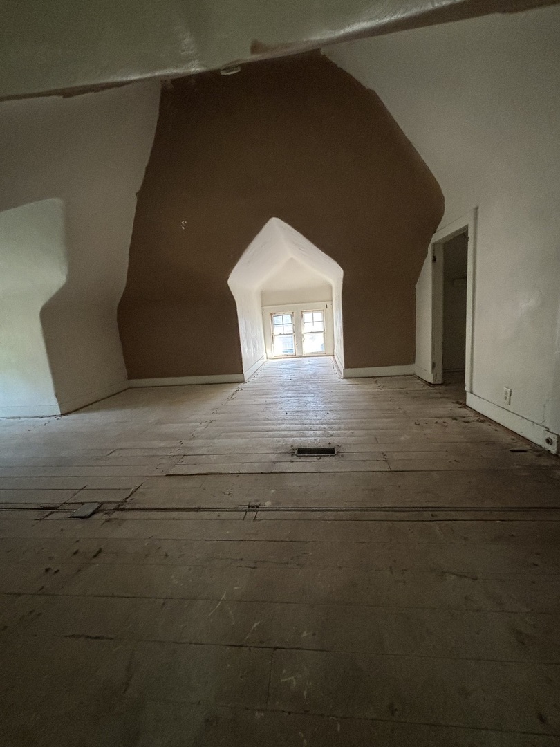 1912 Euclid Avenue, Chicago Heights, IL 60411