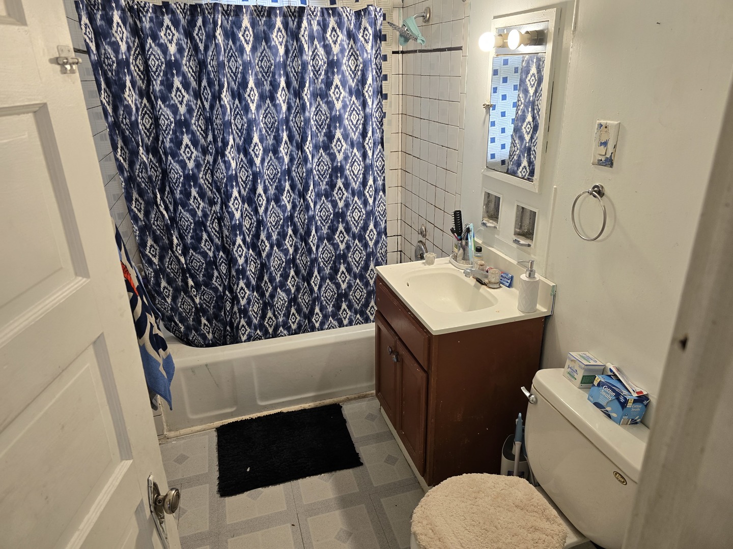 1949 BURR OAK Avenue, Blue Island, IL 60406