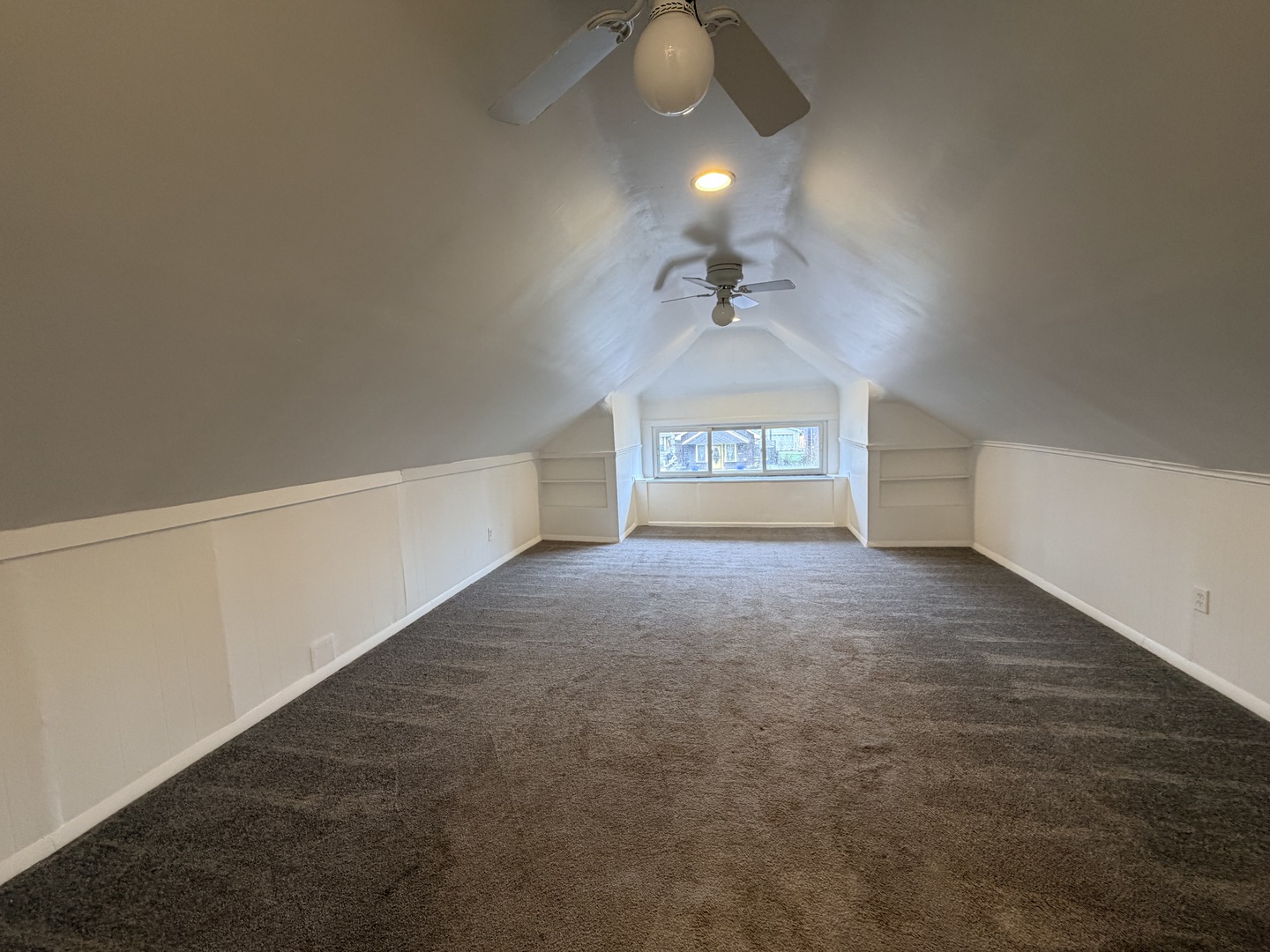 13903 S State Street, Riverdale, IL 60827