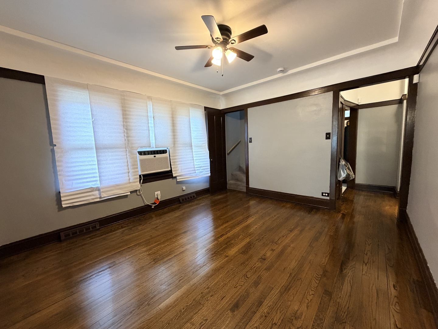 13903 S State Street, Riverdale, IL 60827