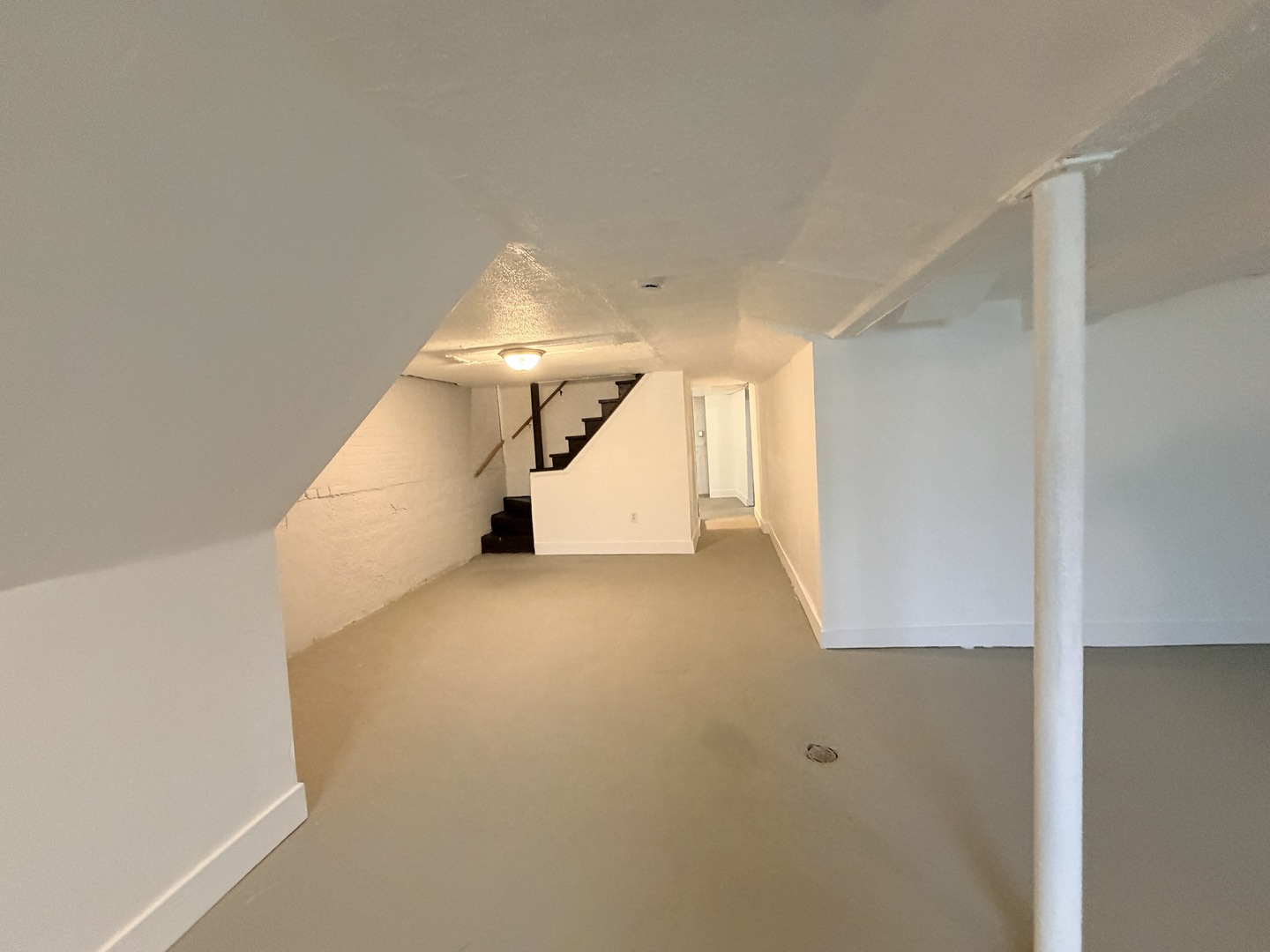 13903 S State Street, Riverdale, IL 60827