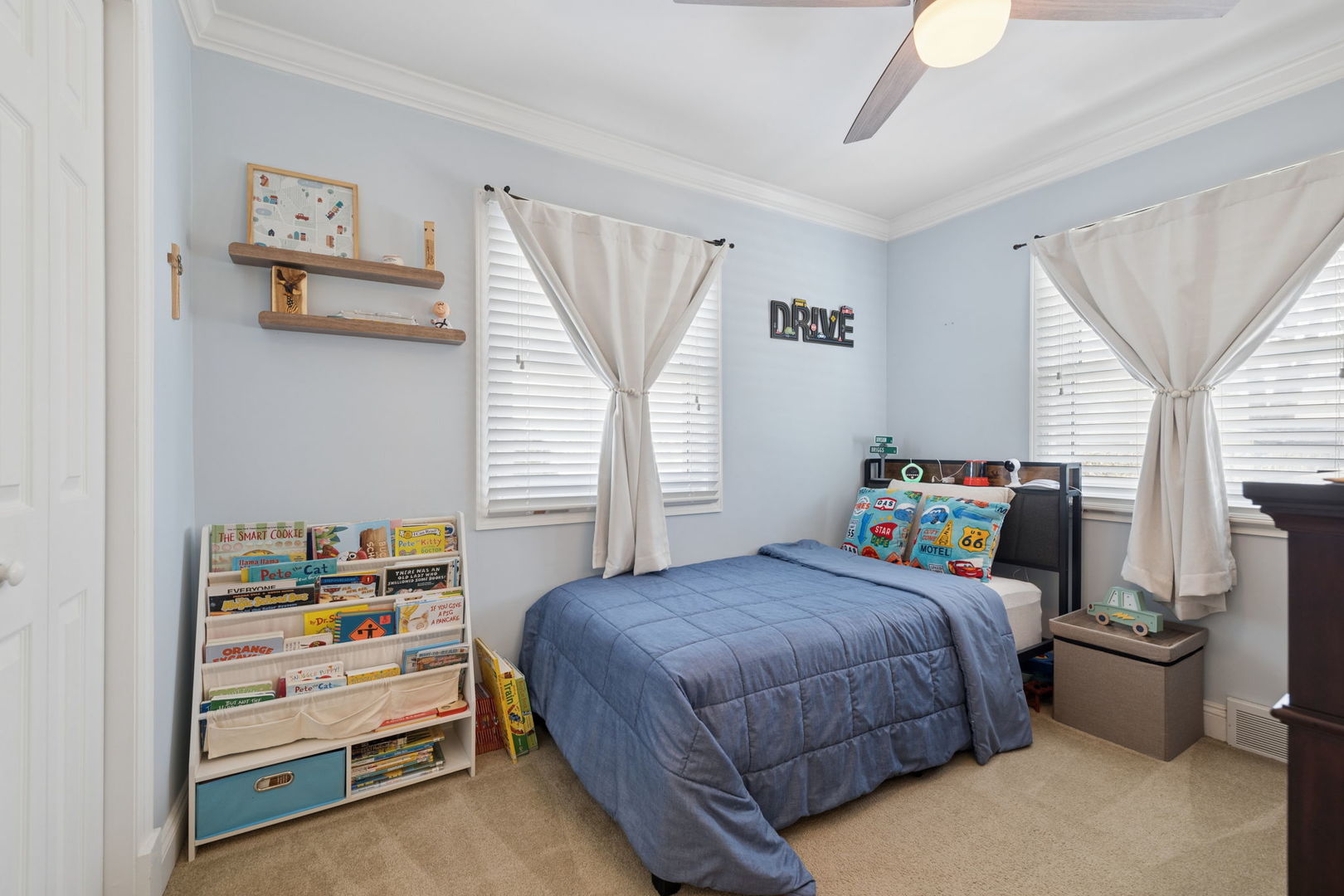 809 E Division Street, Lockport, IL 60441