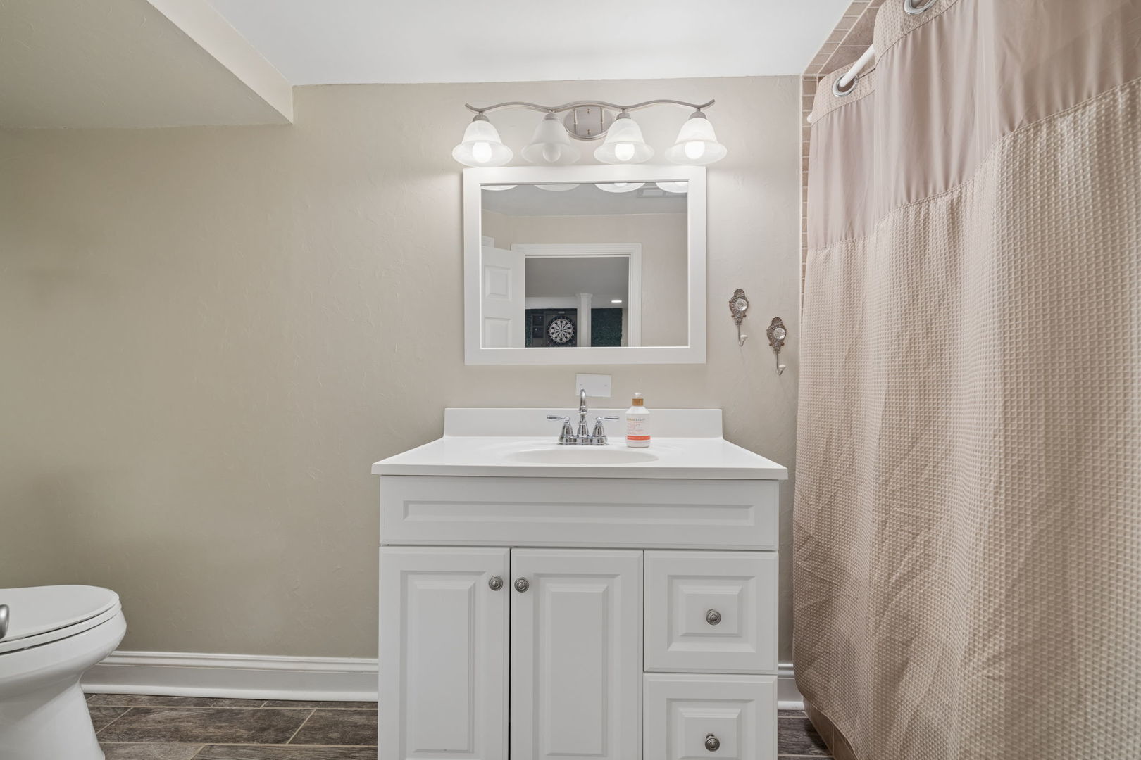 809 E Division Street, Lockport, IL 60441