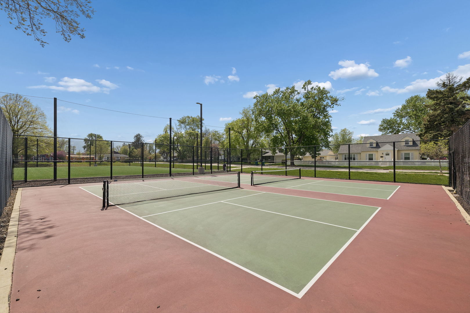 809 E Division Street, Lockport, IL 60441