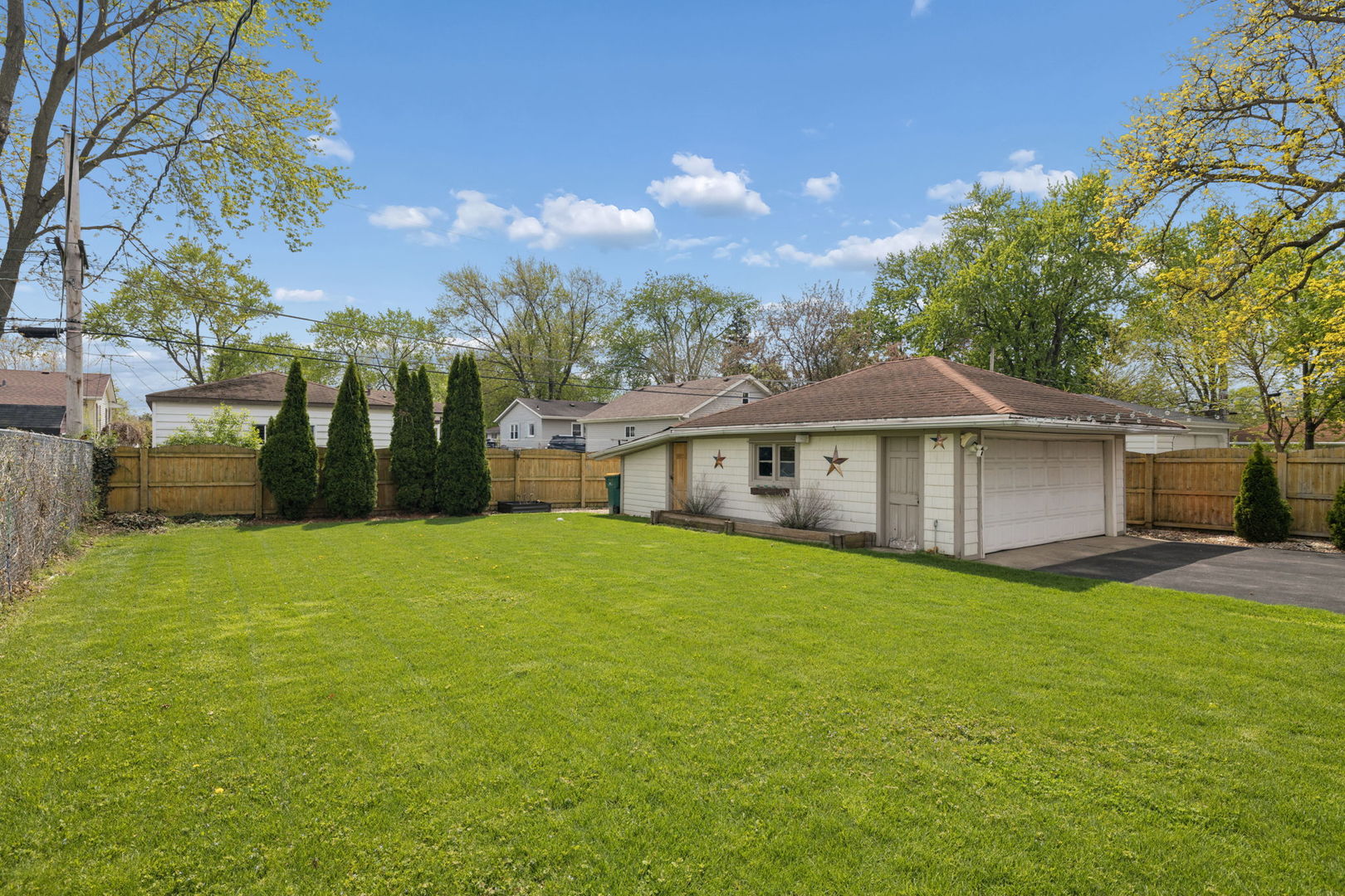 809 E Division Street, Lockport, IL 60441