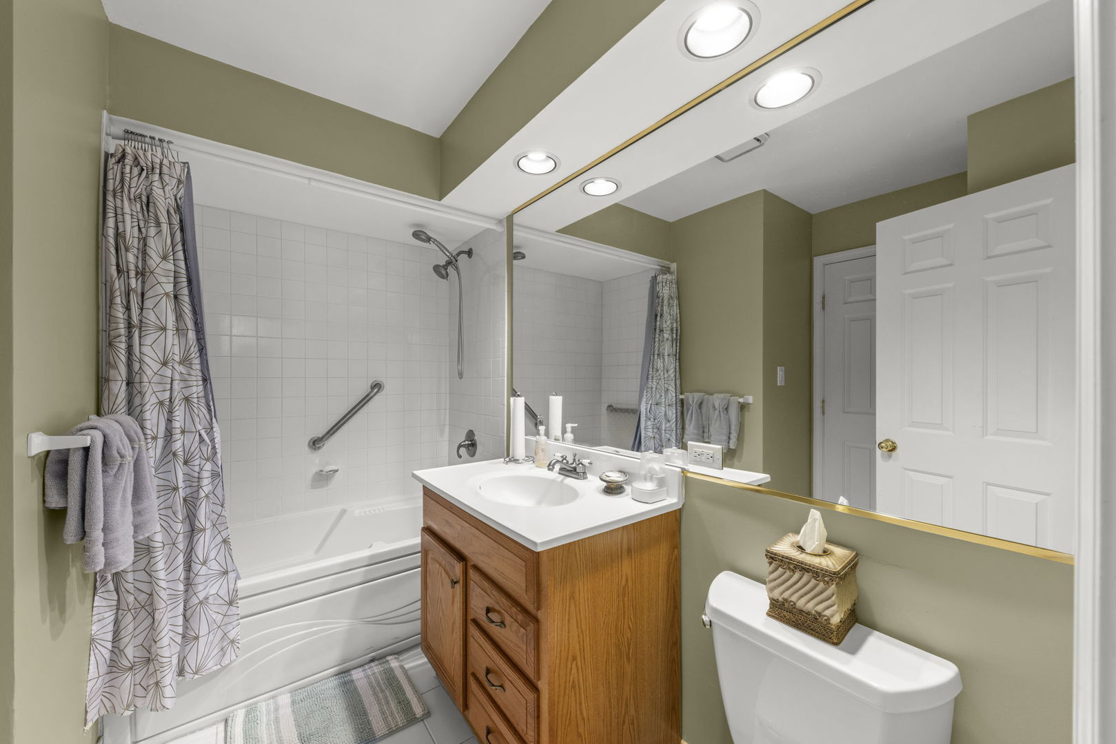 Westchester, IL 60154