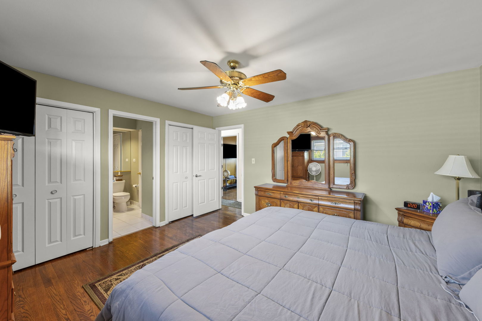 Westchester, IL 60154