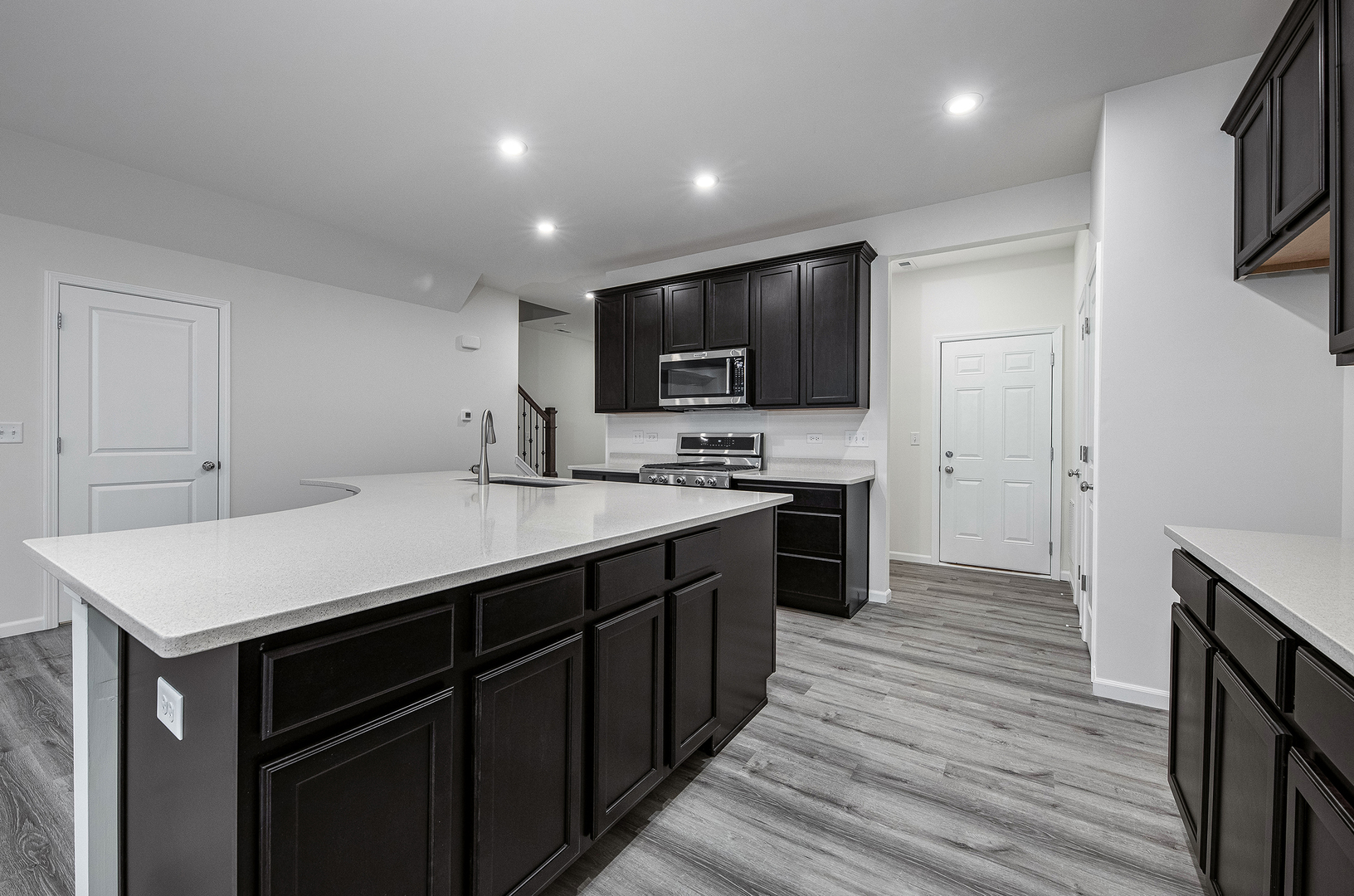 535 Watercress Drive #535, Aurora, IL 60504