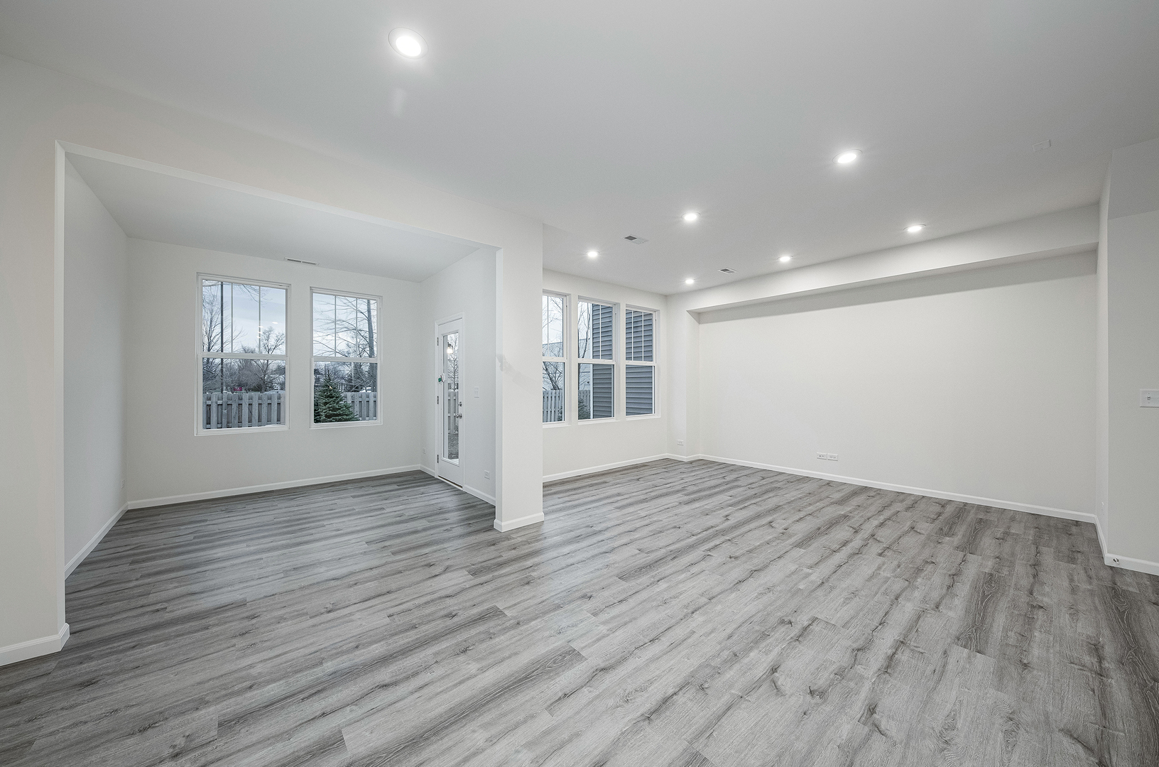 535 Watercress Drive #535, Aurora, IL 60504