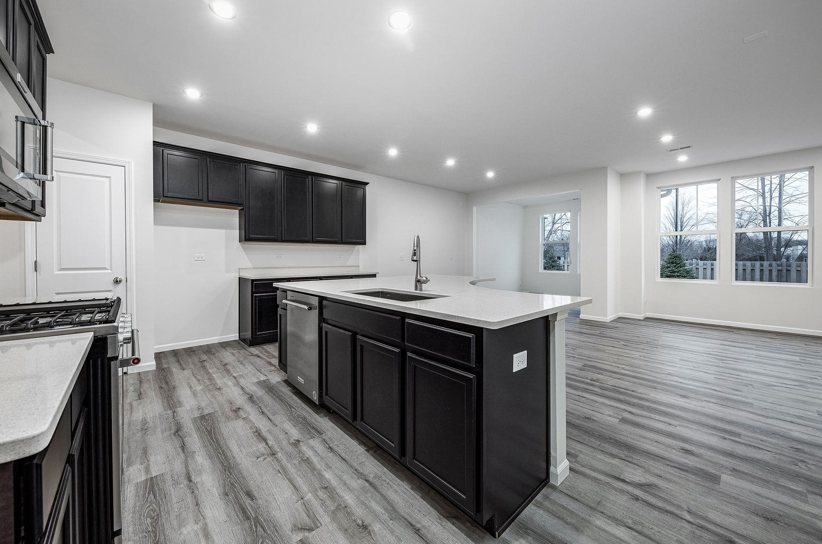 535 Watercress Drive #535, Aurora, IL 60504