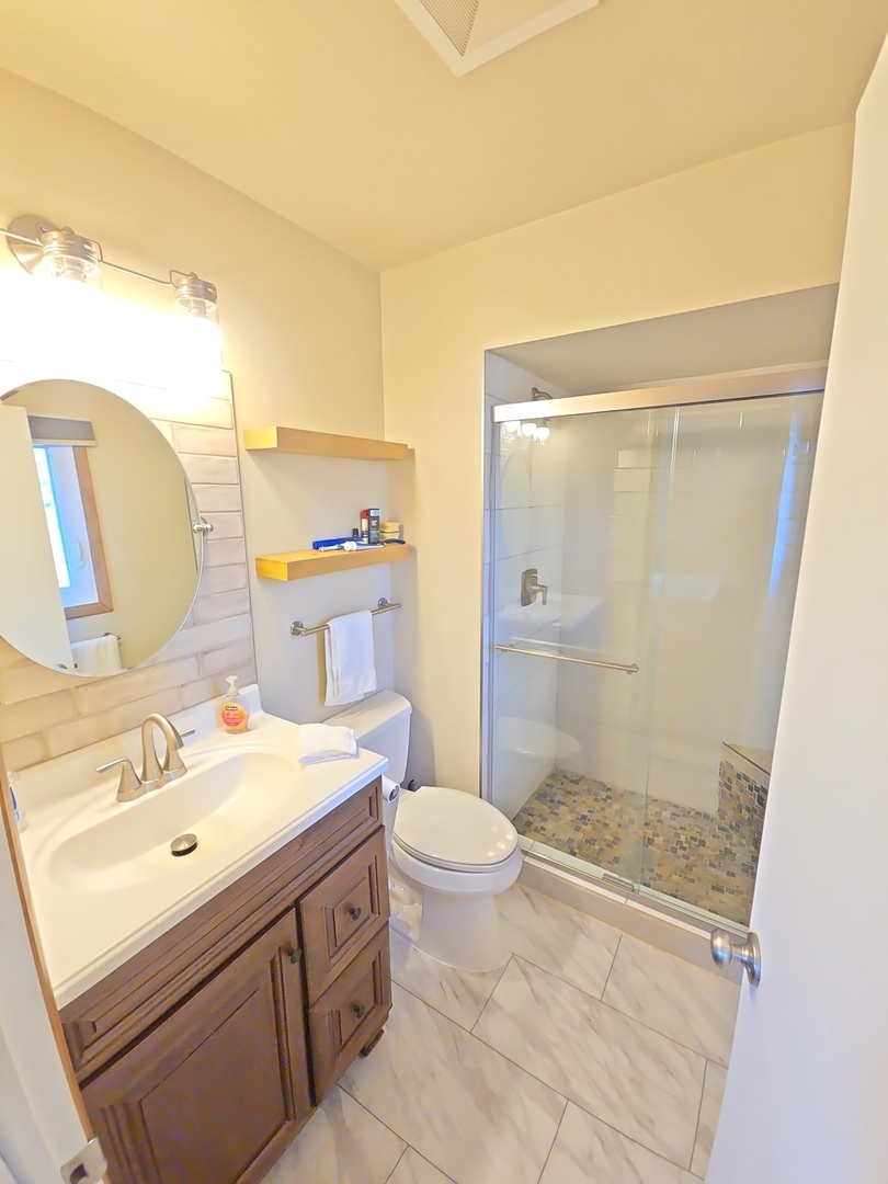 2041 E Gaisor Drive, Crete, IL 60417